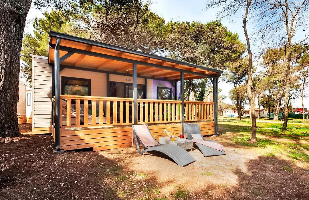 Holiday Centre Bi Village - Glamping And Mobile Homes Lavanda-1