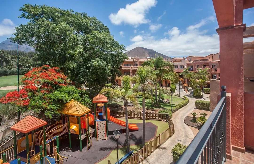 Villa Mandi Golf Resort-1