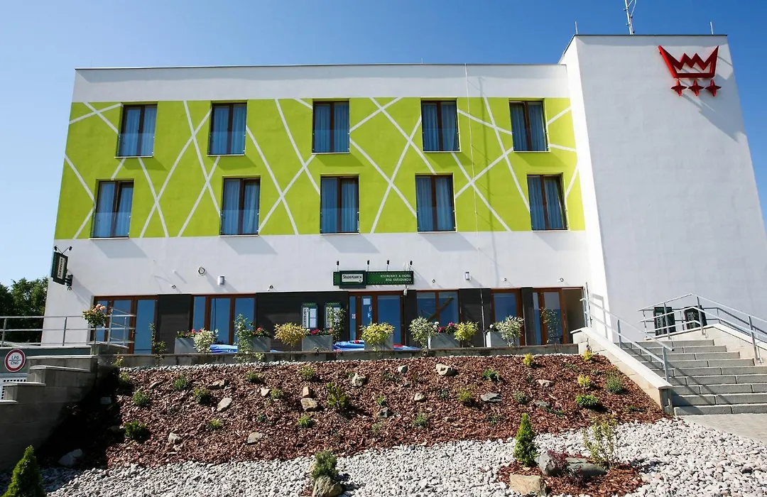 Nad Kralovnou Hotel & Restaurant-1