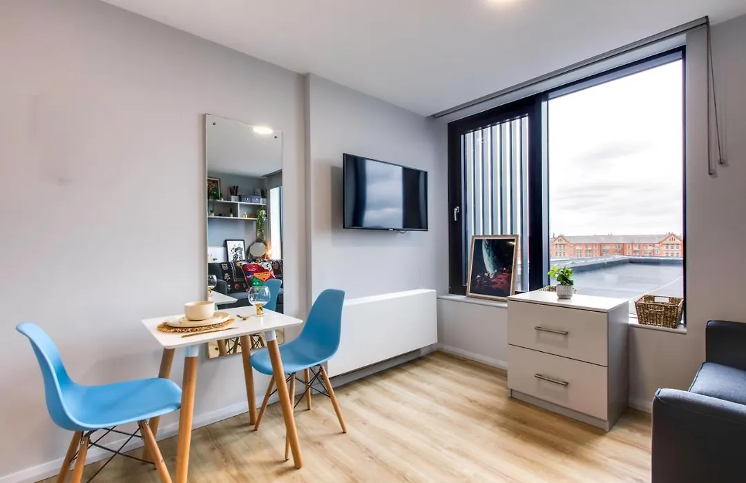 Yugo Explore - Kavanagh Court-1