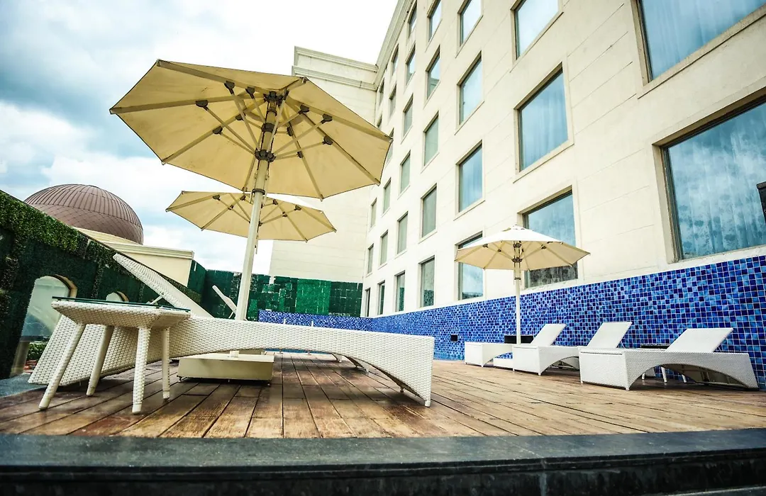 Ramada Plaza By Wyndham Lucknow-1