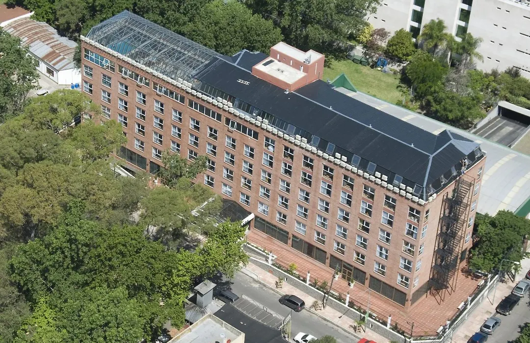 Ramada By Wyndham Buenos Aires-1