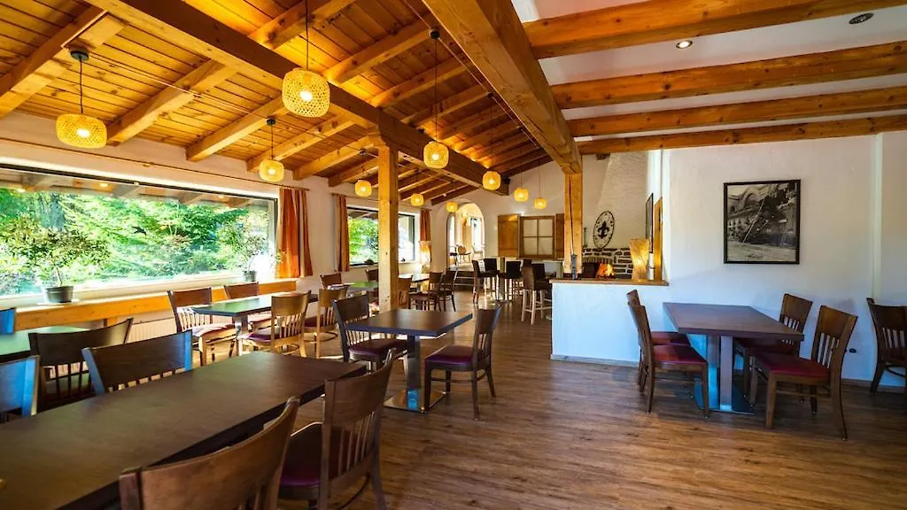 Parkhotel Sonnenhof-1
