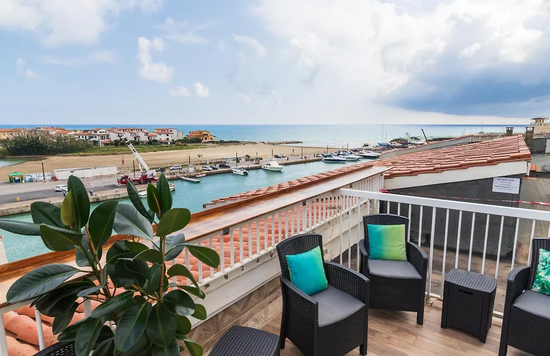 Hotel L'Approdo-1