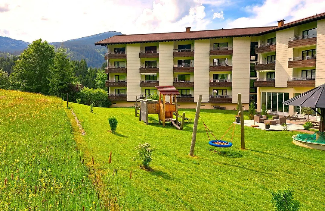 Familienhotel Kleinwalsertal-1