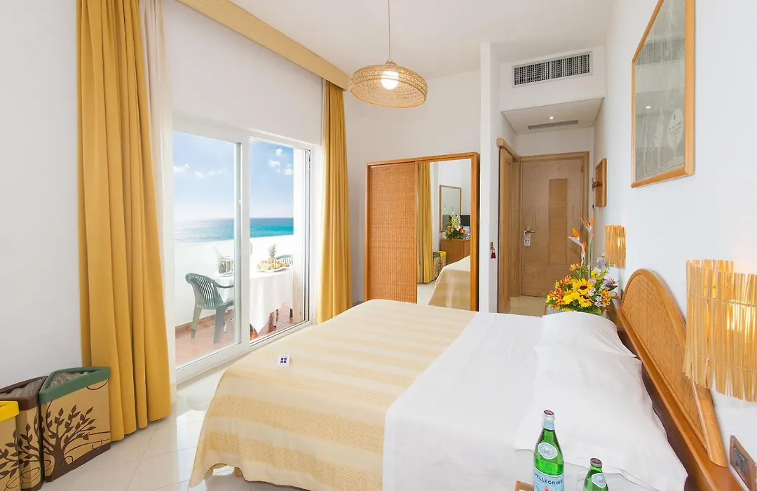 Ecoresort Le Sirene - Caroli Hotels-1