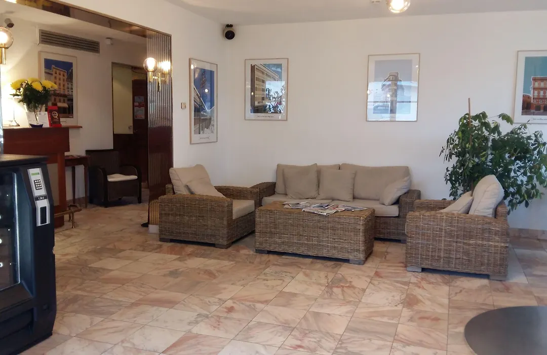 Hotel Le Dauphin-1