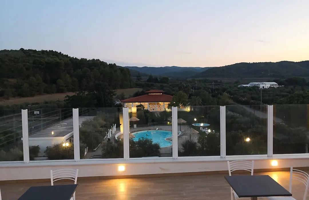 Hotel Le Ginestre Family & Wellness-1