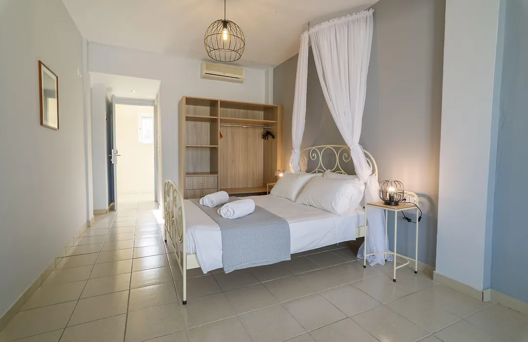 Hermes Hotel-1