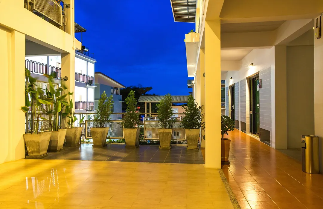 Good Dream Hotel-1