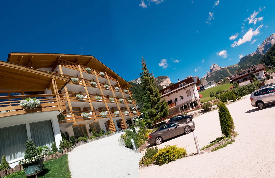 Arthotel Anterleghes - Gardenahotels-1