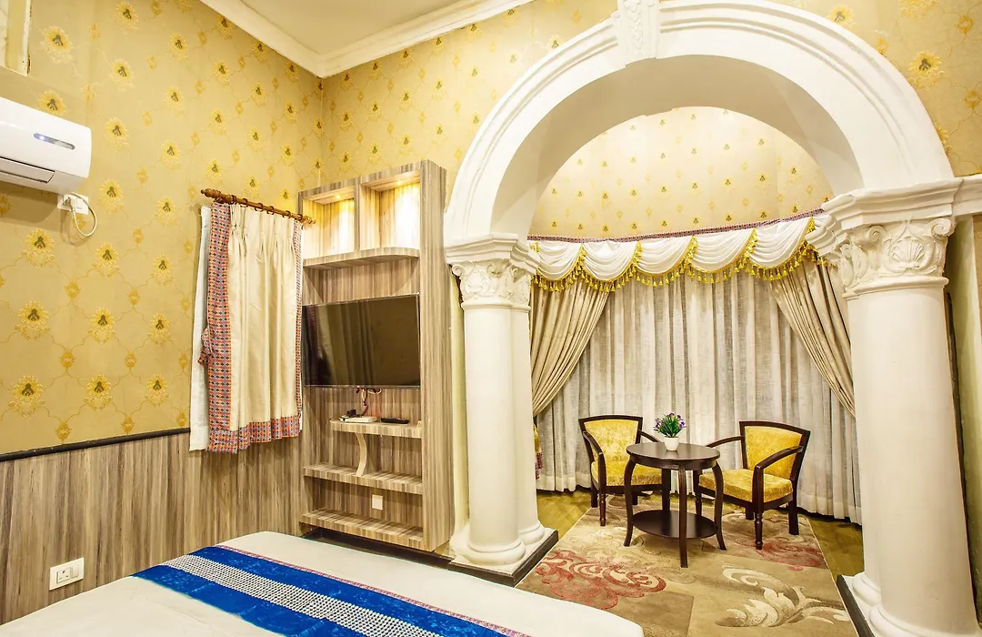 Royal Empire Boutique Hotel-1