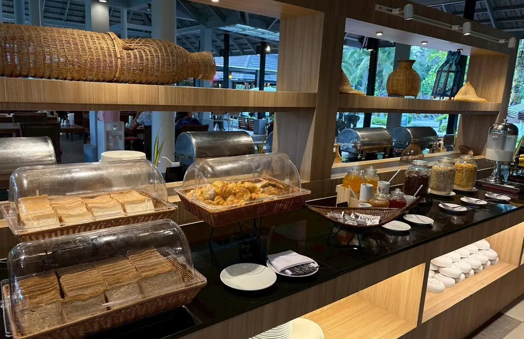 Palm Galleria Resort-1