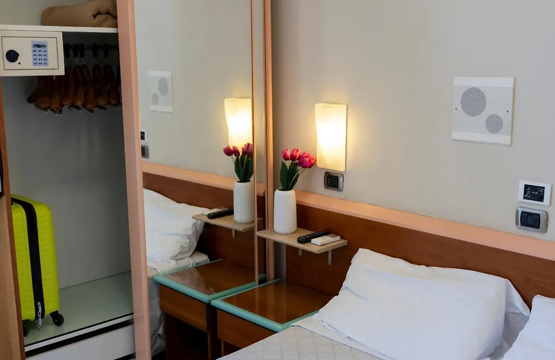 Hotel Soraya-1