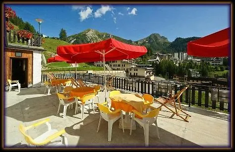 Hotel Des Alpes-1