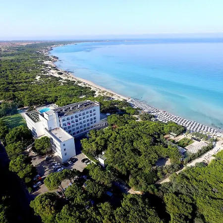 Ecoresort Le Sirene - Caroli Hotels-3