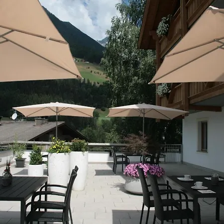 Hotel Garni Angerer-3