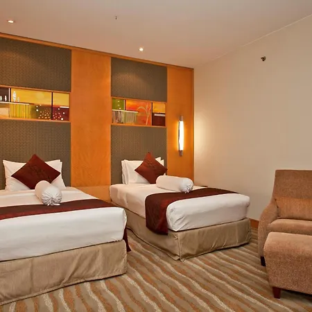 Lakeshore Hotel & Apartments-3