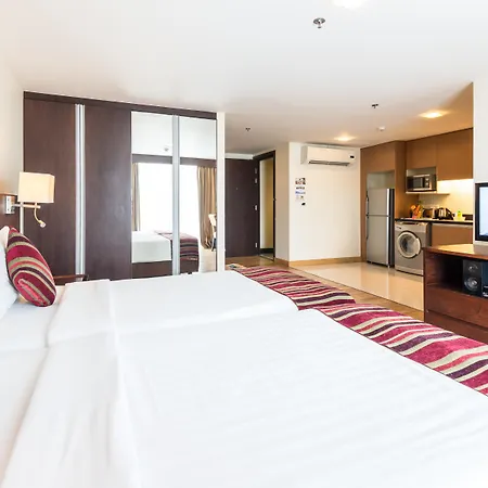 Lohas Residences Sukhumvit 2-3