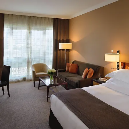 Moevenpick Hotel & Apartments Bur Dubai-3