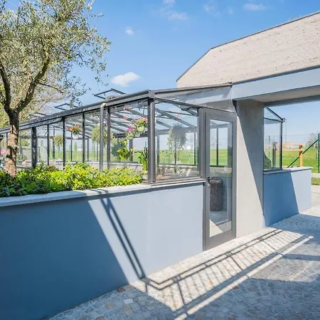 Royal Suite Parma con Piscine Calda e Fredda-3