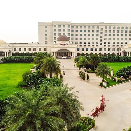 Ramada Plaza By Wyndham Lucknow-2