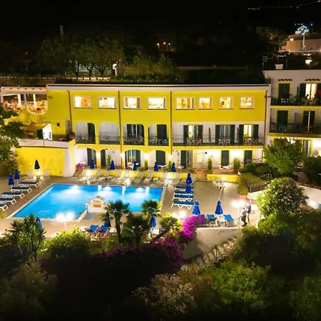 Hotel Capizzo-3