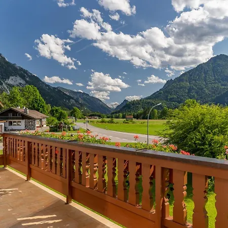 Huberhof-2