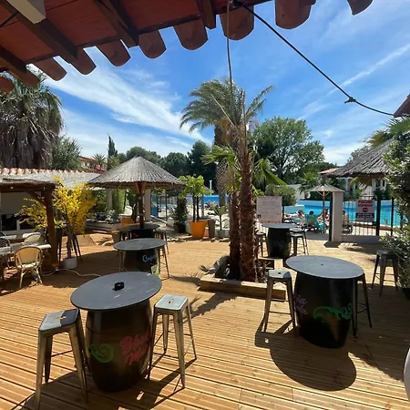 Malibu Village-2
