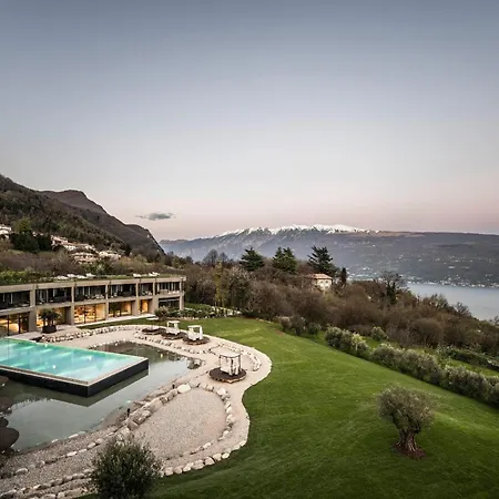 Stroblhof Lake Garda Active Family Spa Resort-3