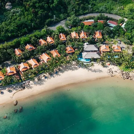 Son Tra Beach Resort & Spa Danang-3