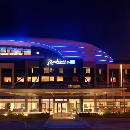 Radisson Blu Hotel, Kuwait-2