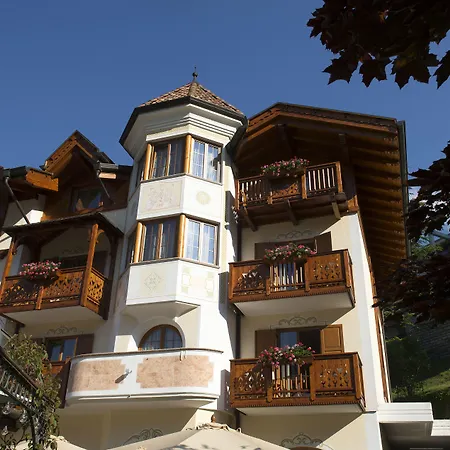 Hotel Du Lac-2