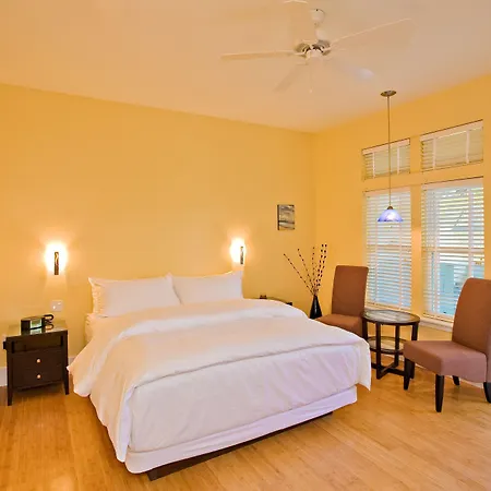 Pacific Blue Inn-2