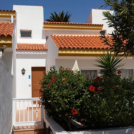 Wyndham Residences Golf Del Sur-2