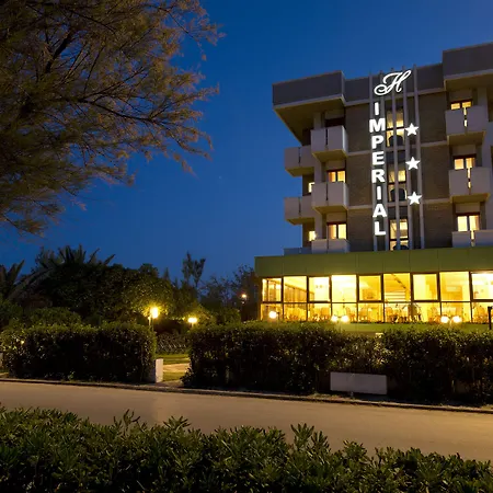 Una Hotels Imperial Beach Hotel-3