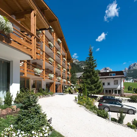 Arthotel Anterleghes - Gardenahotels-3