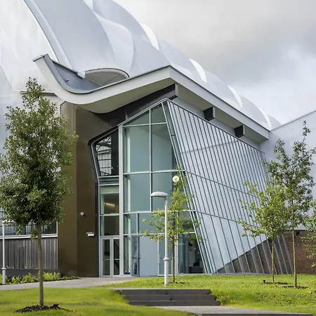 Courtyard By Marriott Edinburgh West-2