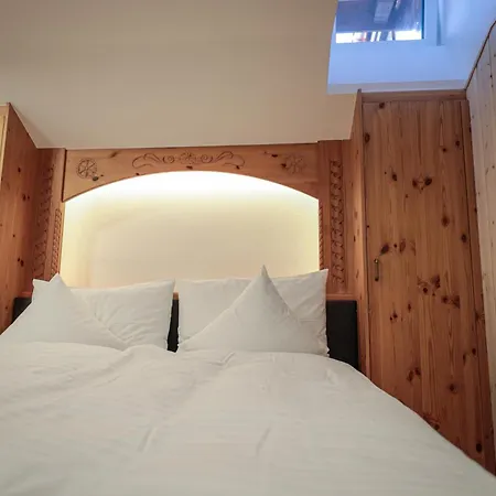 Hotel Garni Sonnenhalde-3