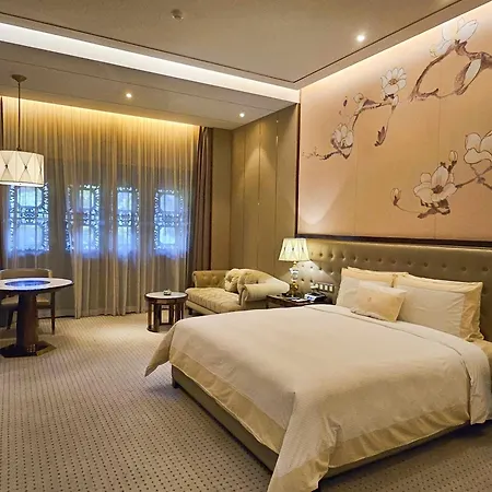 Royal Garden Hotel Shanghai-2