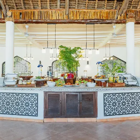 Bluebay Beach Resort&Spa-3