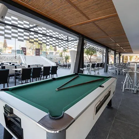 Bahia De Alcudia Hotel & Spa-2