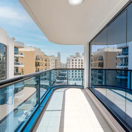 Golden Sands Hotel Apartments-3