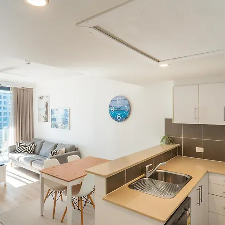 Swell Resort Burleigh Heads-3