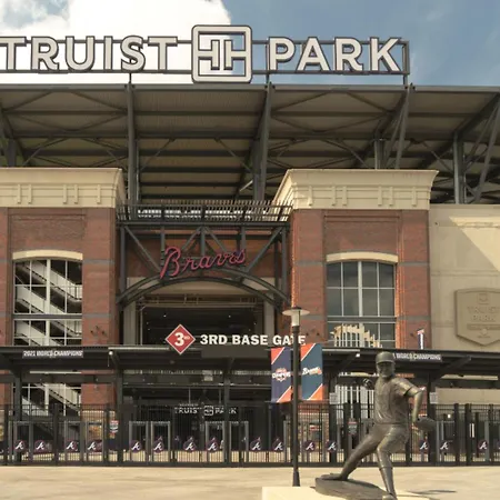 Even Hotel Atlanta - Ballpark Area By Ihg-3