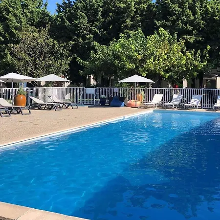 Ibis Styles Avignon Sud-2