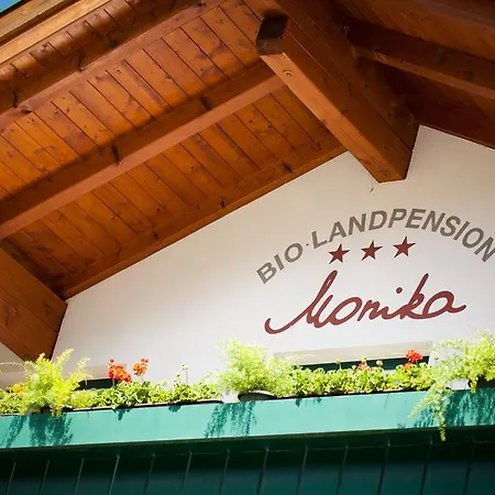 Bio-Landpension Monika-2