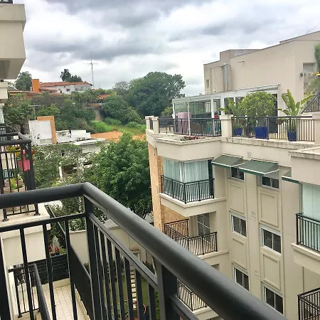 Apartamento Menara Morumbi - 150m do Hospital Albert Einstein, Faculdade e Estádio - 1 vaga de garagem-2