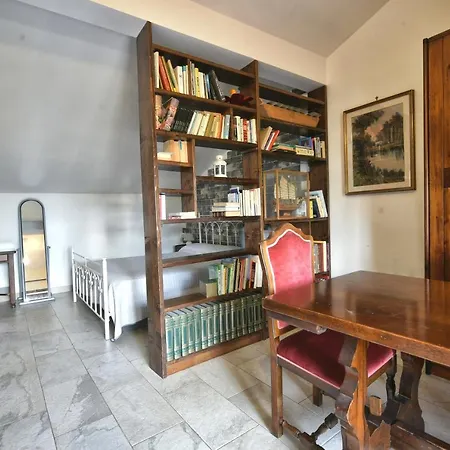 Villa Roma '900 Affitta Camere-3