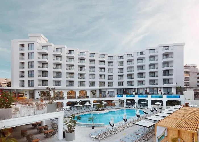 Lalila Blue Suites